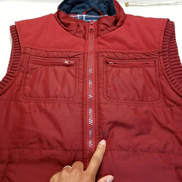 Aeropostale Vest Red Quilted With Plaid Lining Mens Small - Picture 9 of 11